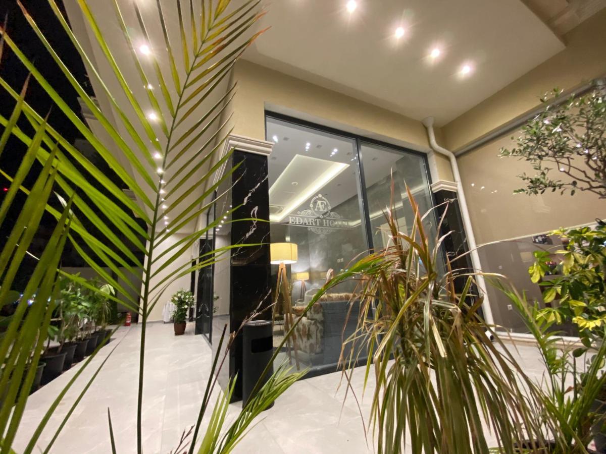 Hotel Edart Дуррес Екстер'єр фото